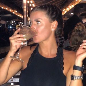 Meet your Posher, Bailey